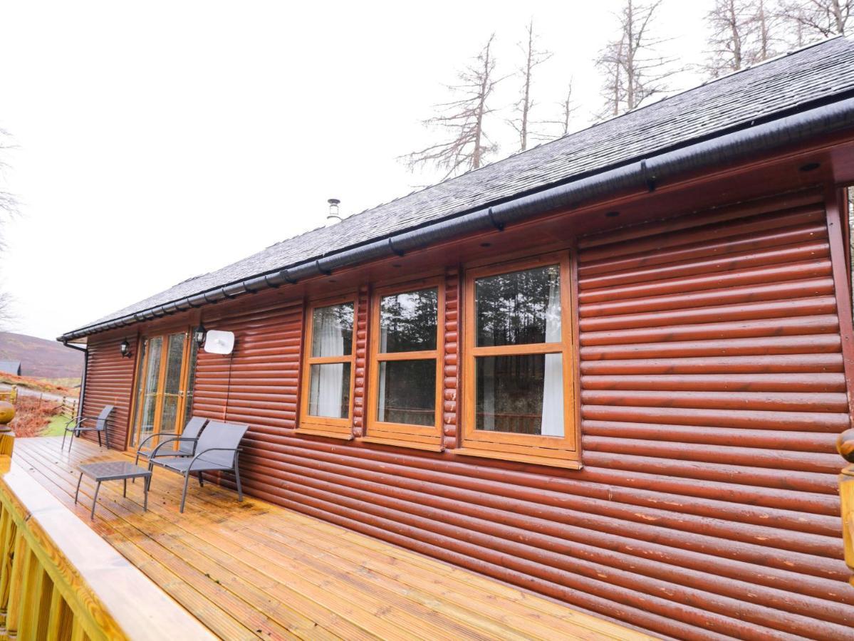 Fersit Log Cottage Roybridge Extérieur photo